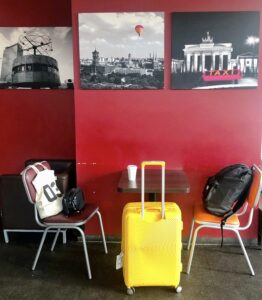 my yellow suitcase reismagazine